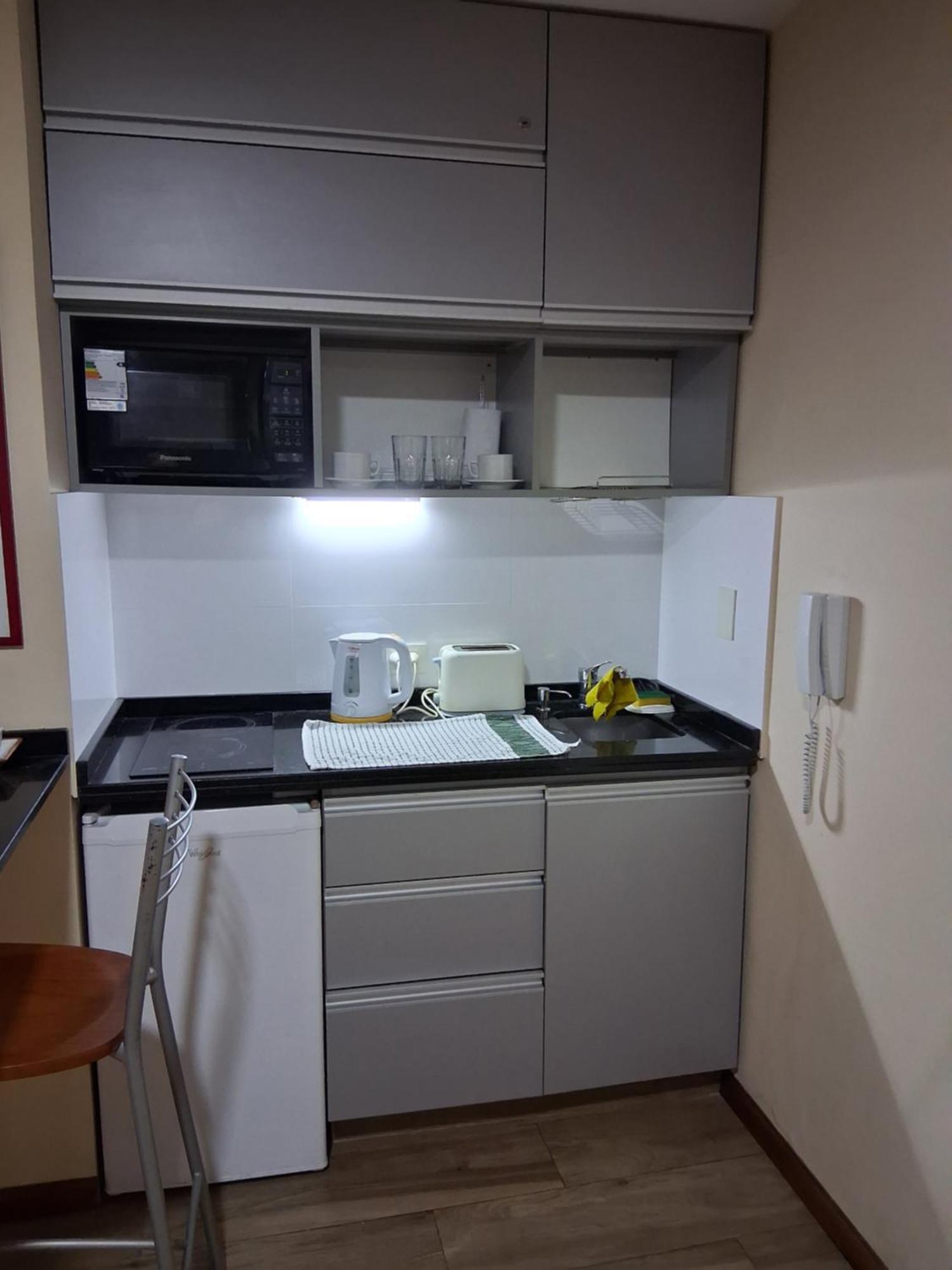 4 Ventanales Sobre La Avenida Corrientes Apartment Buenos Aires Exterior photo